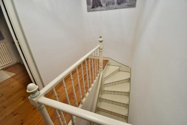 Maison des années 30 à vendre 5 pièces (16) ANGOULEME, 4 Chambres, 1 garage, 1 jardin