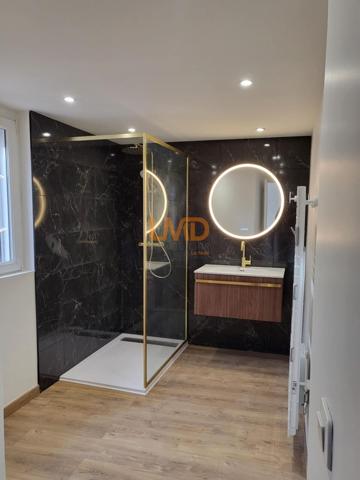 Maison entièrement rénové 2 chambres ,jardin, double garage