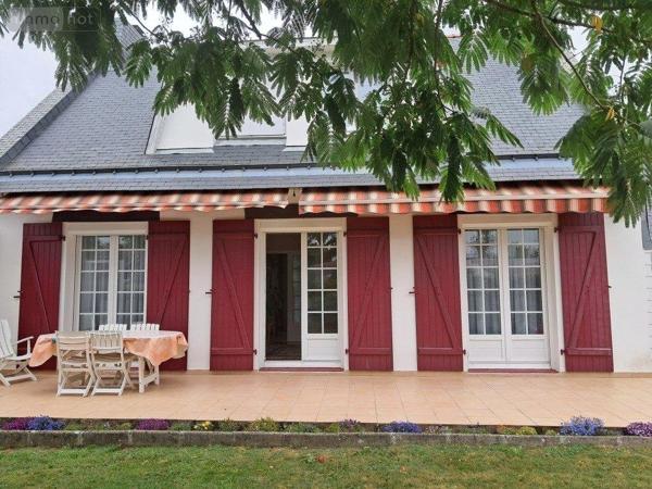 Maison individuelle à vendre à Questembert dans le Morbihan (56230), ref : VM1743-56008