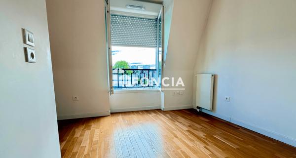 À vendre Studio 39.23 m² - Châtenay-malabry 92290