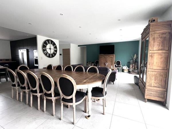 Maison 200M2 5 chambres sur 5000M2 et atelier 100M2