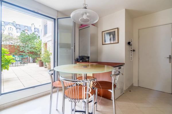 Paris 16ème, Appartement 4 Chambres -  136 m² à vendre