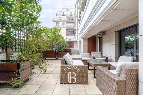 Paris 16ème, Appartement 4 Chambres -  136 m² à vendre