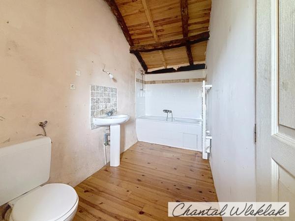 Maison en pierre à vendre (07) d'env 66 m2 hab - Terrain 432 m2