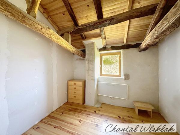 Maison en pierre à vendre (07) d'env 66 m2 hab - Terrain 432 m2