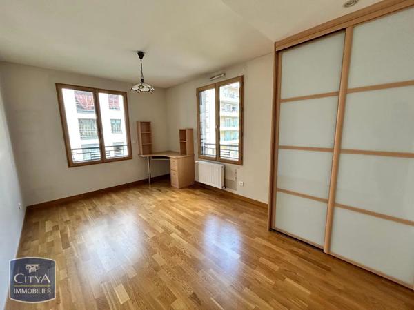 Appartement à louer 4 pièces 119.8m² Villefranche-sur-Saône (69400)