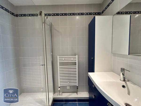 Appartement à louer 4 pièces 119.8m² Villefranche-sur-Saône (69400)