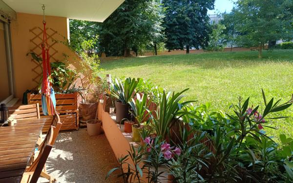 Appartement à vendre    4 pièces • 96,18 m2 Saint-Genis-Laval