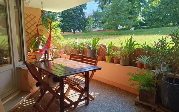 Appartement à vendre    4 pièces • 96,18 m2 Saint-Genis-Laval