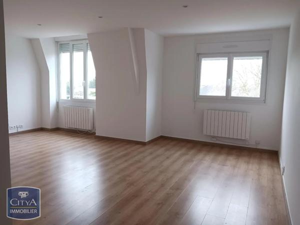 Appartement à louer 3 pièces 72.49m² Blois (41000)
