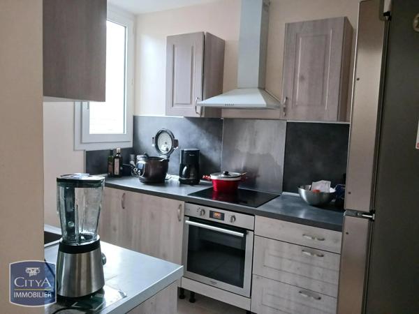 Appartement à louer 3 pièces 72.49m² Blois (41000)