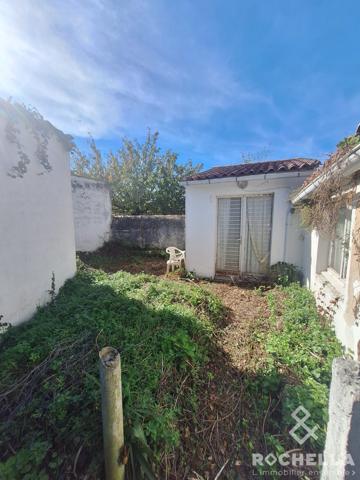 chai en pierres 180m²