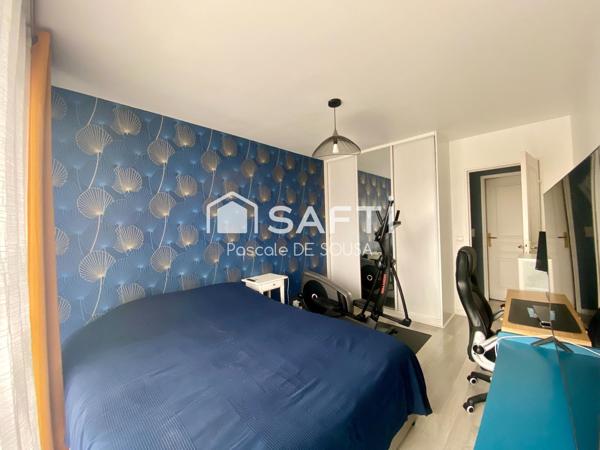 Agréable 3 pièces avec balcons dans résidence proche RER