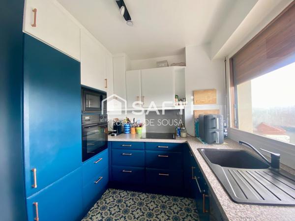 Agréable 3 pièces avec balcons dans résidence proche RER