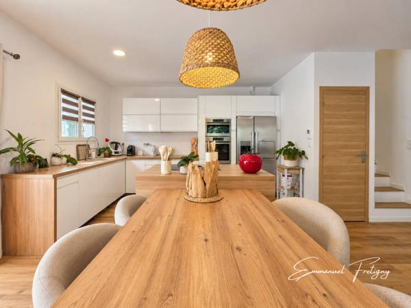 Maison à vendre 5 pièces de 147 m²
