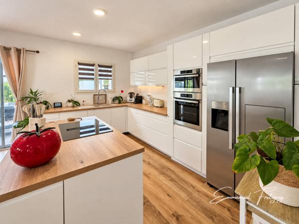 Maison à vendre 5 pièces de 147 m²