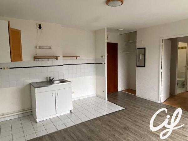 Appartement T1B NANTES L Eraudière 570 Euros