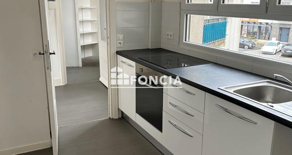 Location Appartement 6 pièces 112.92 m² - Lorient 56100