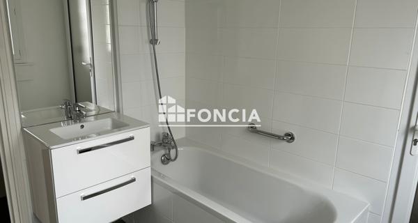 Location Appartement 6 pièces 112.92 m² - Lorient 56100