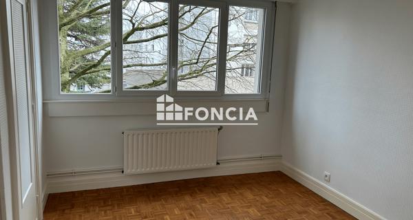 Location Appartement 6 pièces 112.92 m² - Lorient 56100