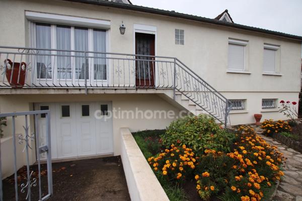 ST JEAN DE LA RUELLE, secteur calme proche tangentielle, Maison individuelle de 100m2 en très bon état