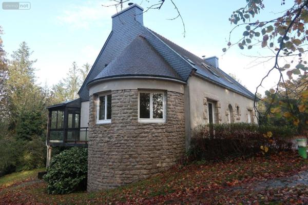 Maison à vendre à Pont-de-Buis-lès-Quimerch dans le Finistère (29590), ref : 1728