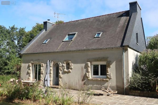 Maison à vendre à Pont-de-Buis-lès-Quimerch dans le Finistère (29590), ref : 1728