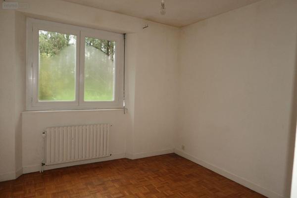 Maison à vendre à Pont-de-Buis-lès-Quimerch dans le Finistère (29590), ref : 1728