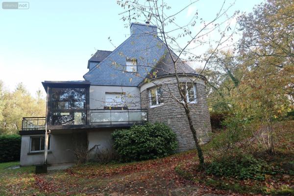 Maison à vendre à Pont-de-Buis-lès-Quimerch dans le Finistère (29590), ref : 1728