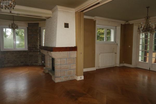 Maison à vendre à Pont-de-Buis-lès-Quimerch dans le Finistère (29590), ref : 1728