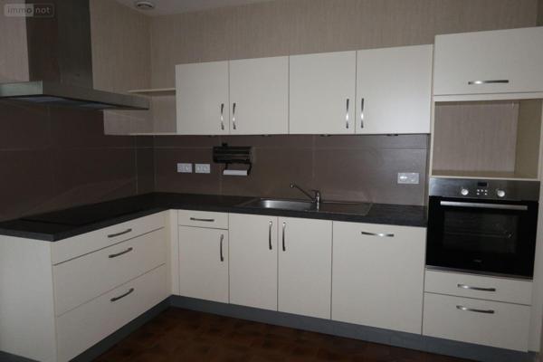 Maison à vendre à Pont-de-Buis-lès-Quimerch dans le Finistère (29590), ref : 1728