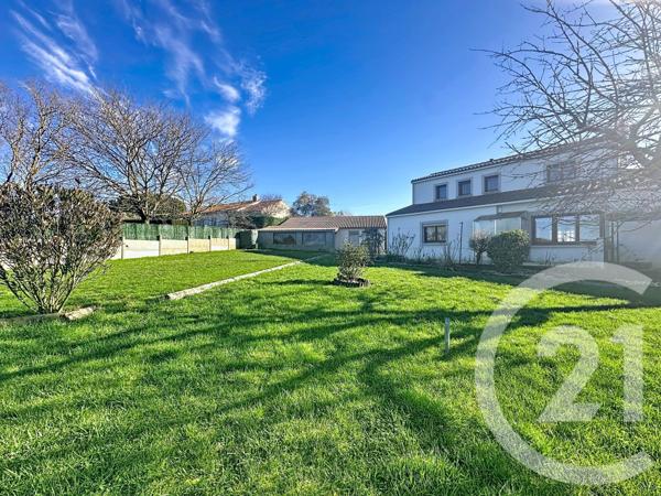 Maison à vendre  4 pièces - 128,75 m2 CHANTONNAY - 85