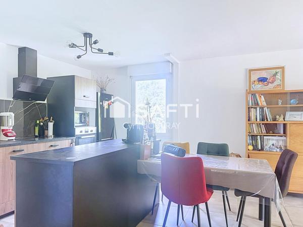 Appartement T3 avec parking souterrain dans résidence fermée