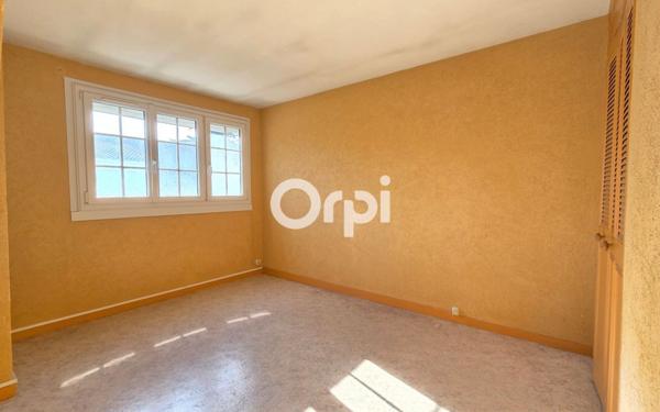 Maison à vendre    3 pièces • 76,58 m2 Meyzieu