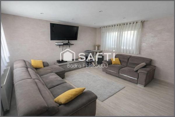 Maison avec 2 studios independants.