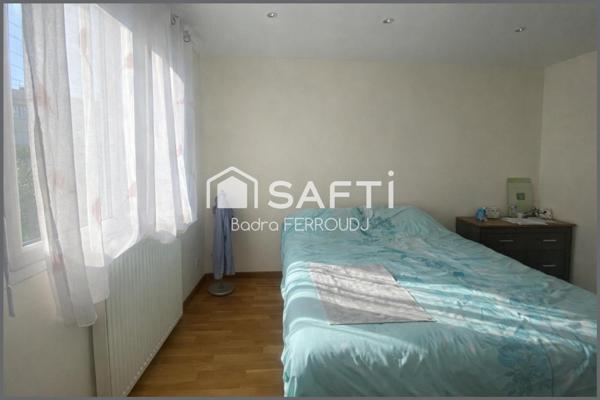 Maison avec 2 studios independants.