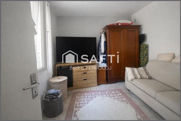 Maison avec 2 studios independants.