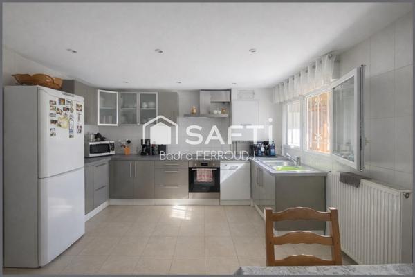 Maison avec 2 studios independants.