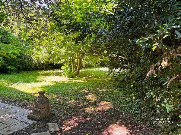 Tarascon (13150) Demeure de charme 230 m2 sur 1575 m2 de terrain