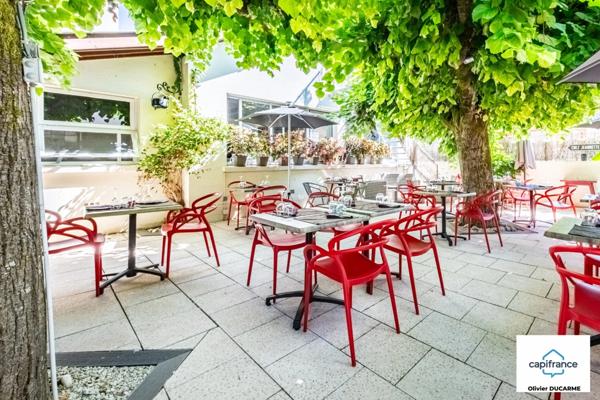 Fonds de commerce à vendre Côte de Nuits, Hôtel-Restaurant avec terrasse