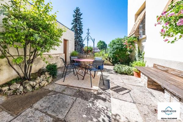 Fonds de commerce à vendre Côte de Nuits, Hôtel-Restaurant avec terrasse