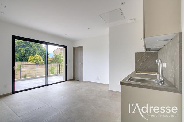 T2 neuf avec terrasse et extérieur - Lucciana