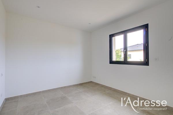 T2 neuf avec terrasse et extérieur - Lucciana