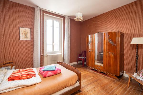 Opportunité investisseur : IMMEUBLE DE CARACTÈRE – 3 LOTS POSSIBLES – FORT POTENTIEL LOCATIF – Albi