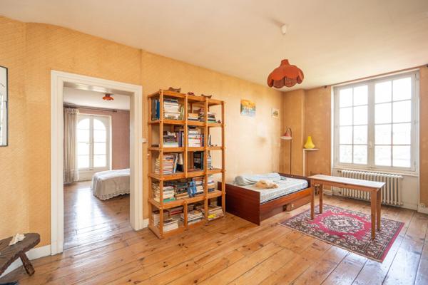 Opportunité investisseur : IMMEUBLE DE CARACTÈRE – 3 LOTS POSSIBLES – FORT POTENTIEL LOCATIF – Albi
