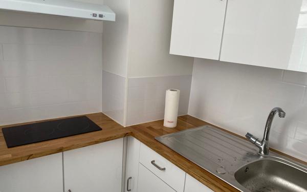 Appartement à louer    1 pièce • 25 m2 Roquecourbe