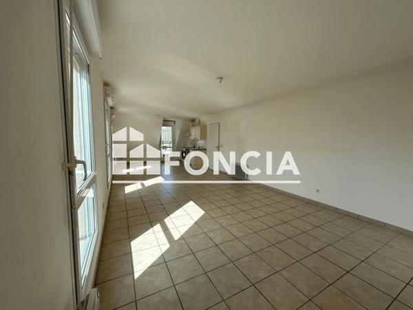 Location Appartement 2 pièces 58.5 m² - 7 RUE DE PARIS Amiens 80000