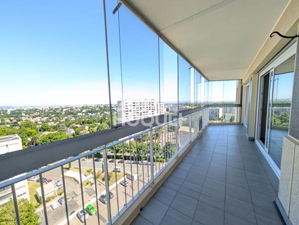 Marly Le Roi - 6 pièces, 4 chambres, 112 m2 - Etage élevé