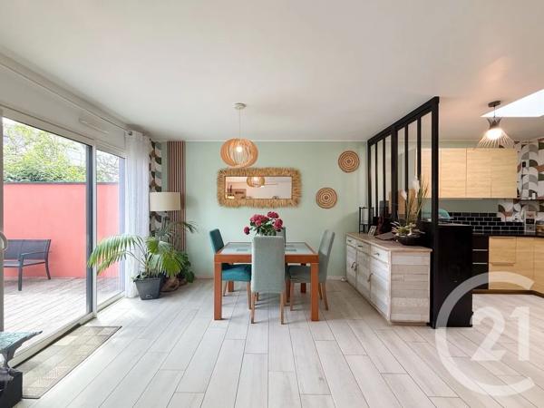 Maison à vendre  5 pièces - 103,60 m 2   VANNES  - 56