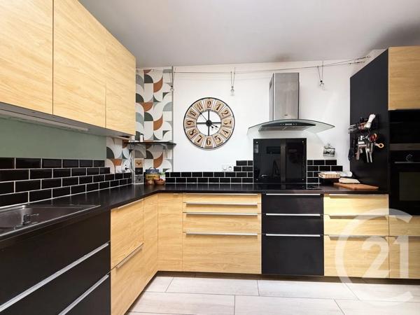 Maison à vendre  5 pièces - 103,60 m 2   VANNES  - 56